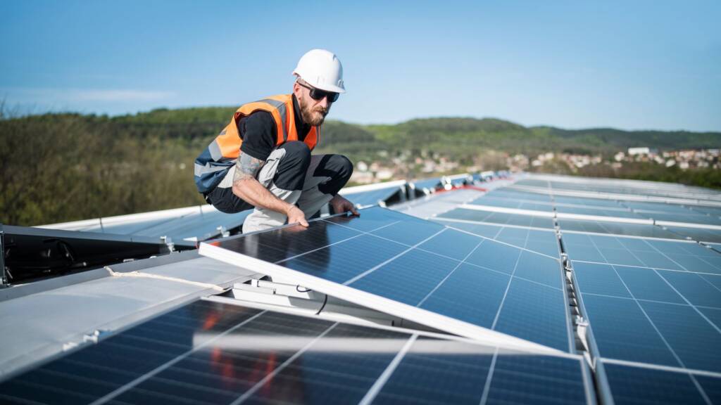 Installazione pannello fotovoltaico